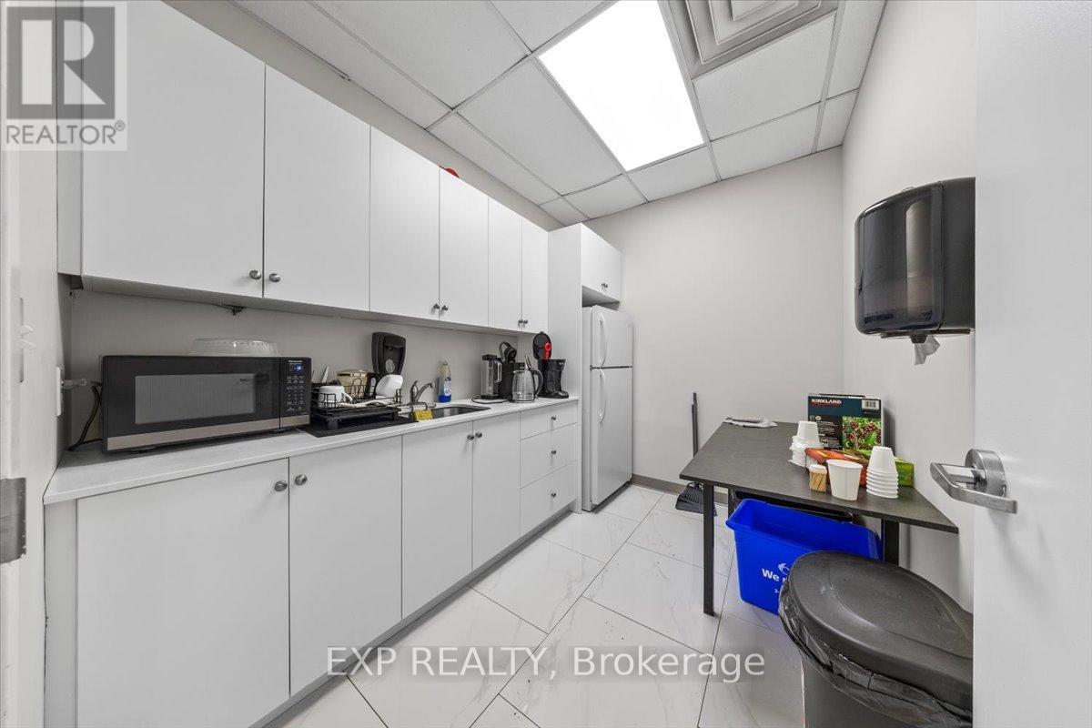 945 Wellington Street, Ottawa, Ontario  K1Y 2X5 - Photo 13 - X12786452