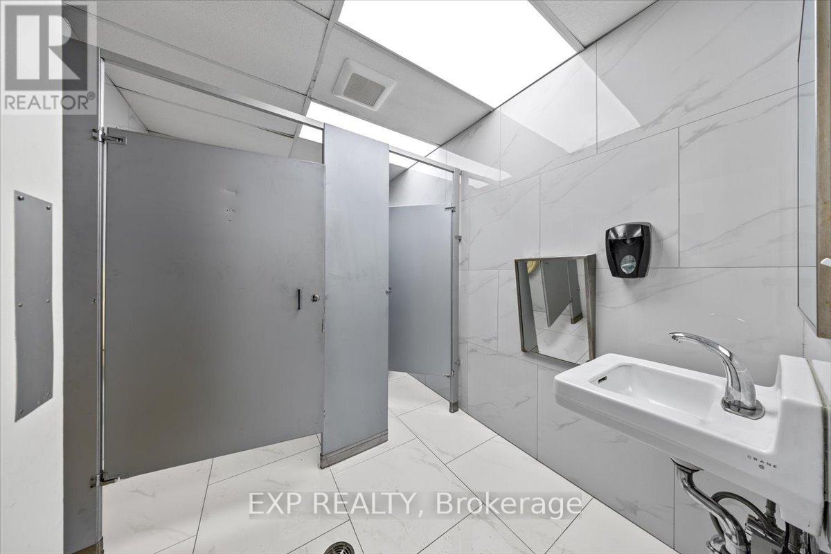 945 Wellington Street, Ottawa, Ontario  K1Y 2X5 - Photo 22 - X12786452