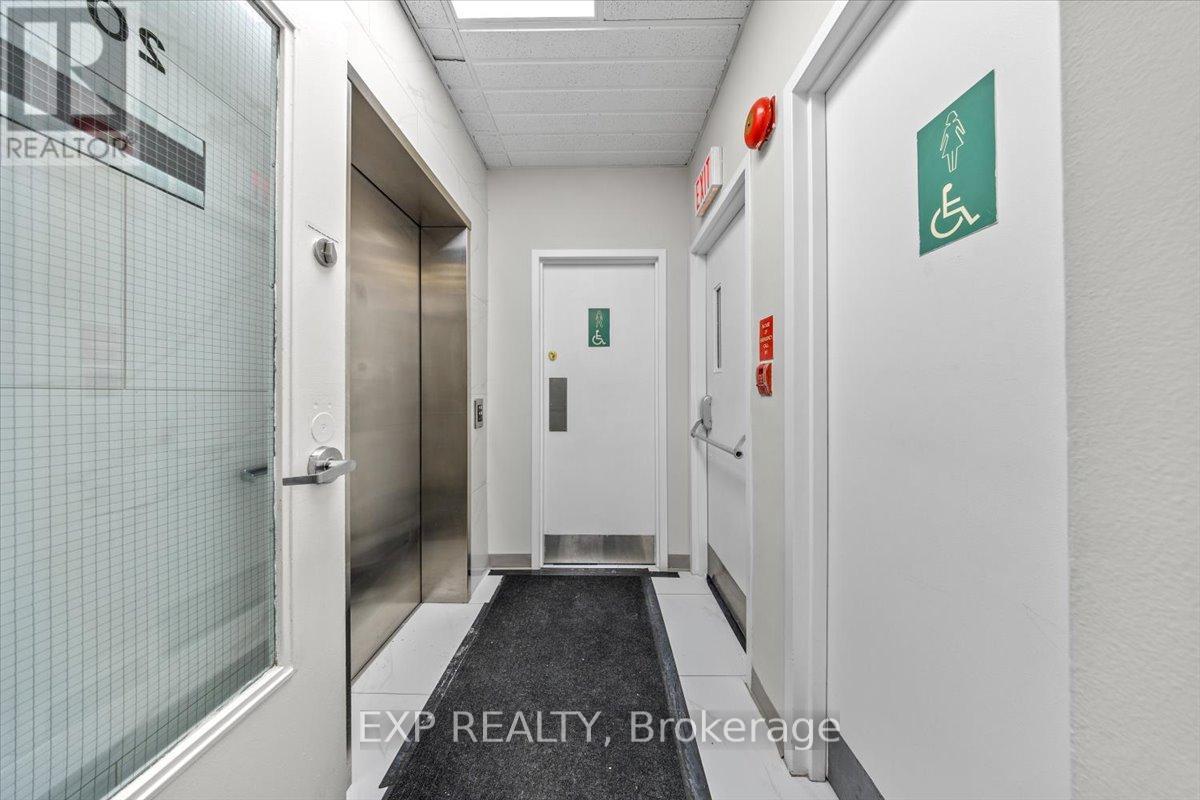 945 Wellington Street, Ottawa, Ontario  K1Y 2X5 - Photo 24 - X12786452