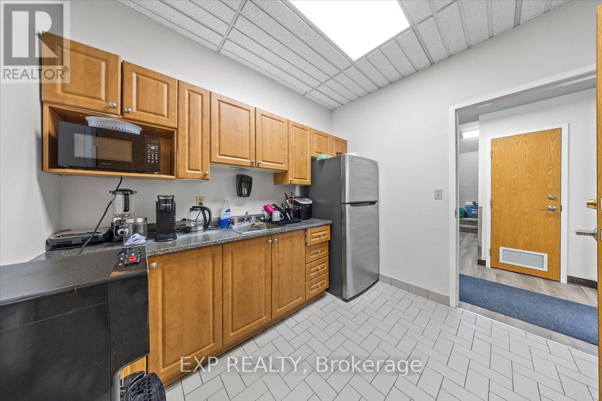 945 Wellington Street, Ottawa, Ontario  K1Y 2X5 - Photo 36 - X12786452