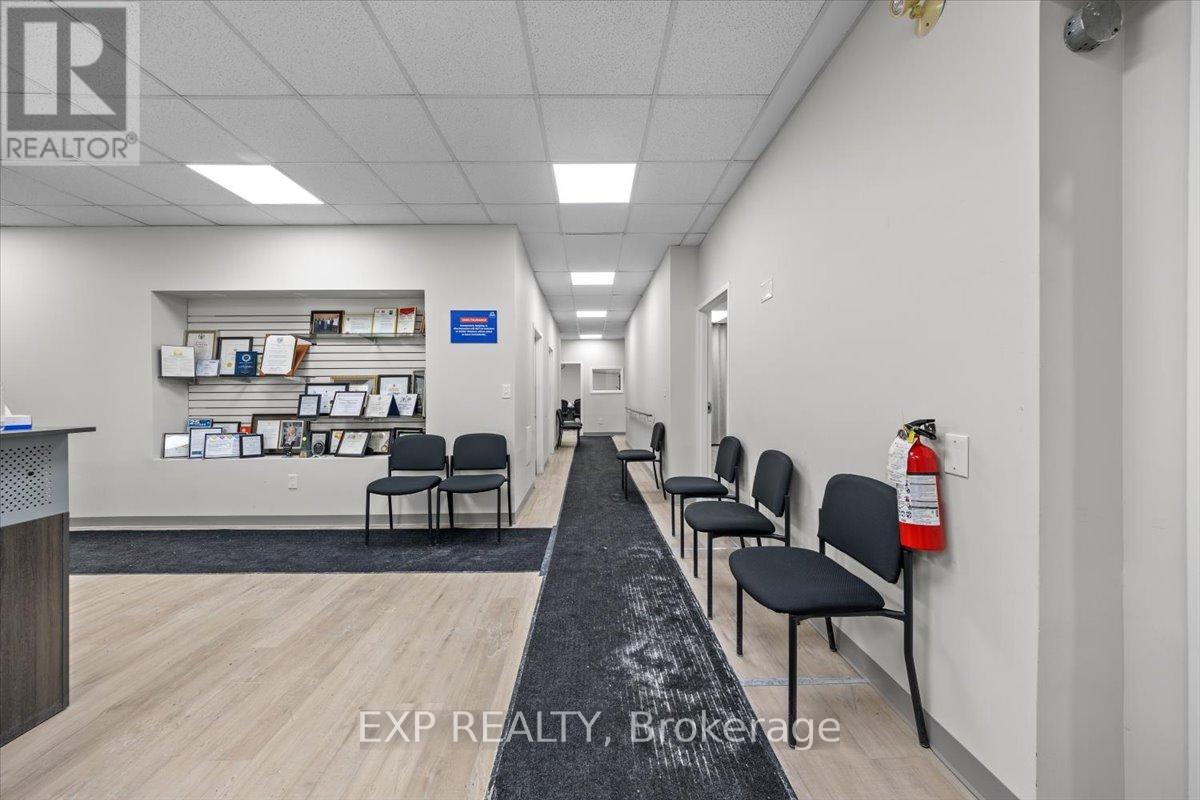 945 Wellington Street, Ottawa, Ontario  K1Y 2X5 - Photo 6 - X12786452