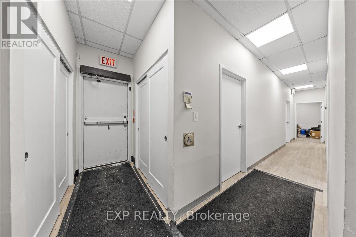 945 Wellington Street, Ottawa, Ontario  K1Y 2X5 - Photo 9 - X12786452