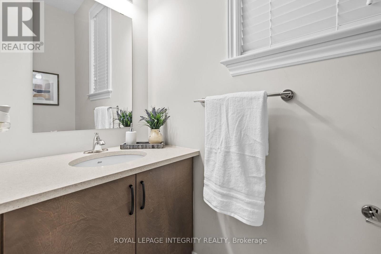 103 Nepeta Crescent, Ottawa, Ontario  K1T 0S5 - Photo 14 - X12786500