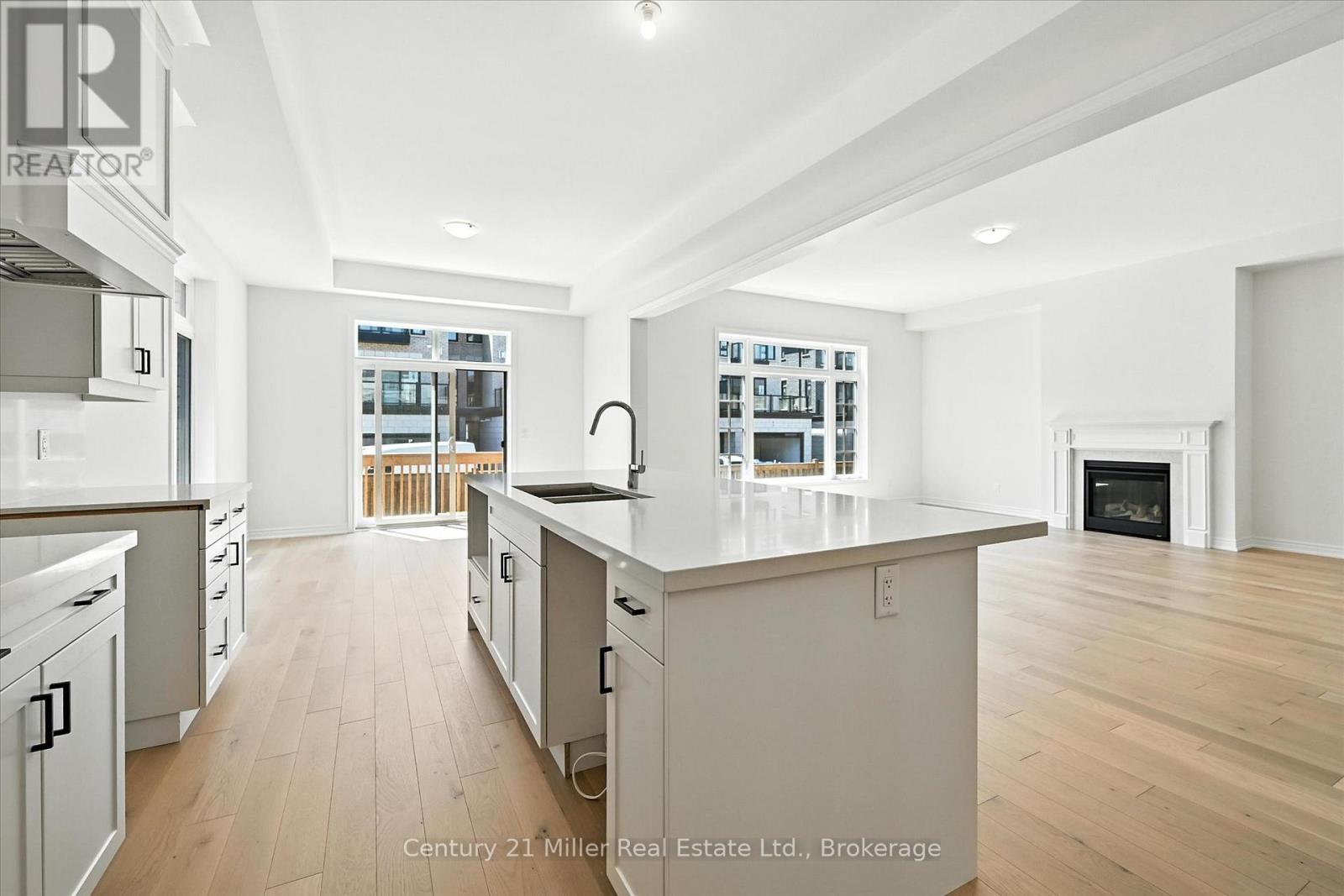 3250 Millicent Avenue, Oakville, Ontario  L6H 0V8 - Photo 16 - W12786348