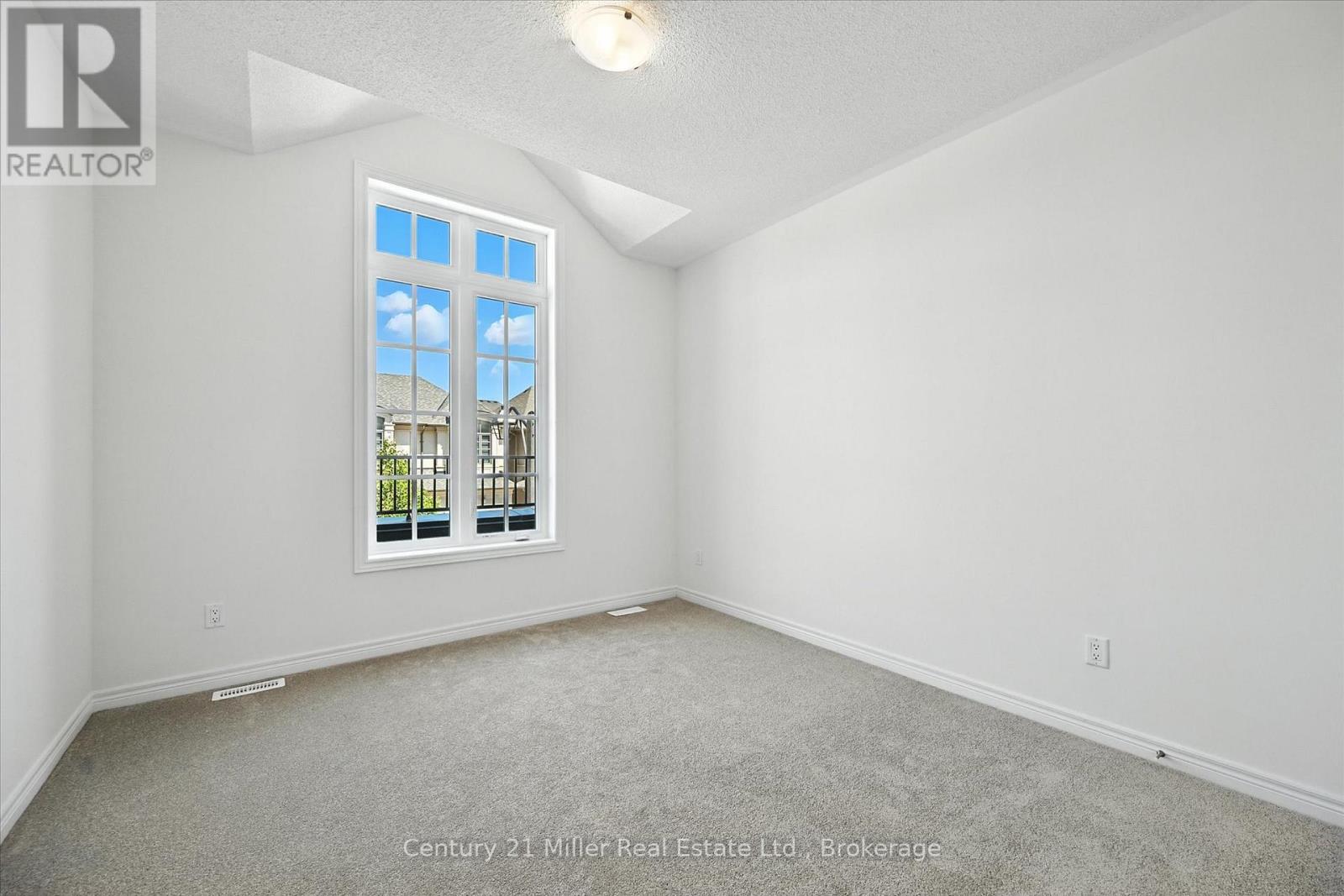 3250 Millicent Avenue, Oakville, Ontario  L6H 0V8 - Photo 24 - W12786348