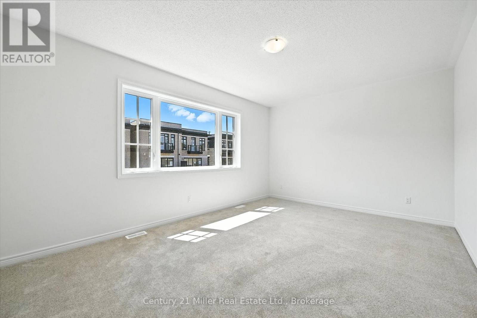 3250 Millicent Avenue, Oakville, Ontario  L6H 0V8 - Photo 35 - W12786348