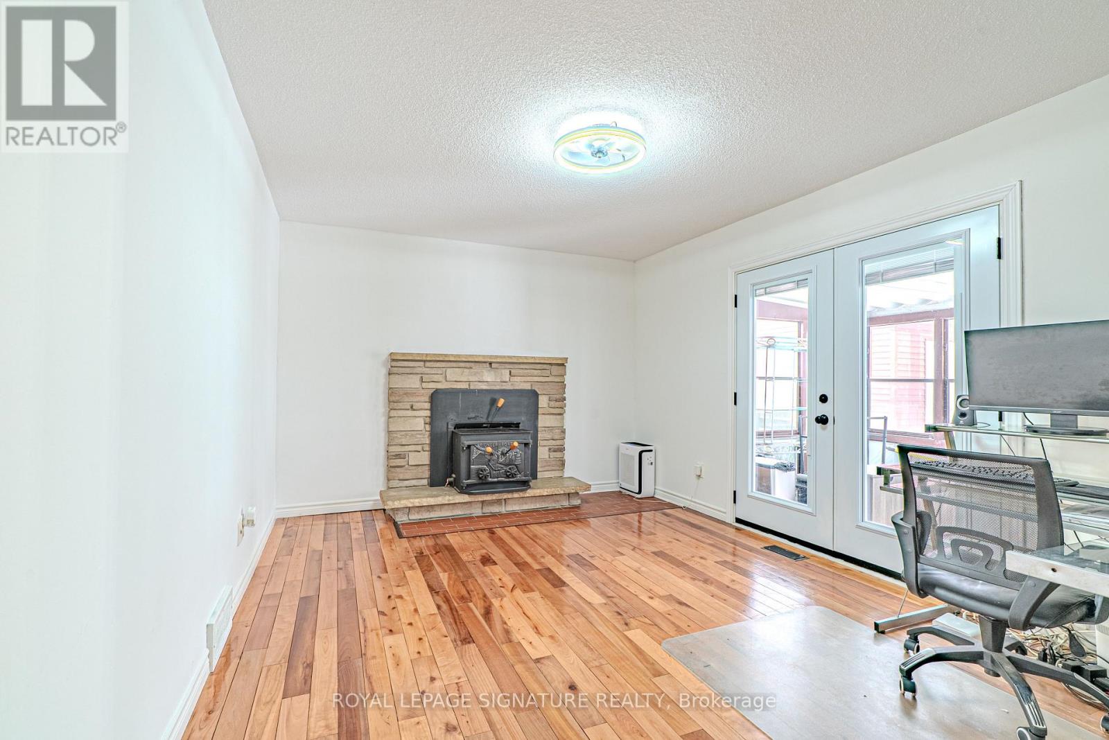 20 Michael Place, Guelph, Ontario  N1H 1Z3 - Photo 4 - X12786284