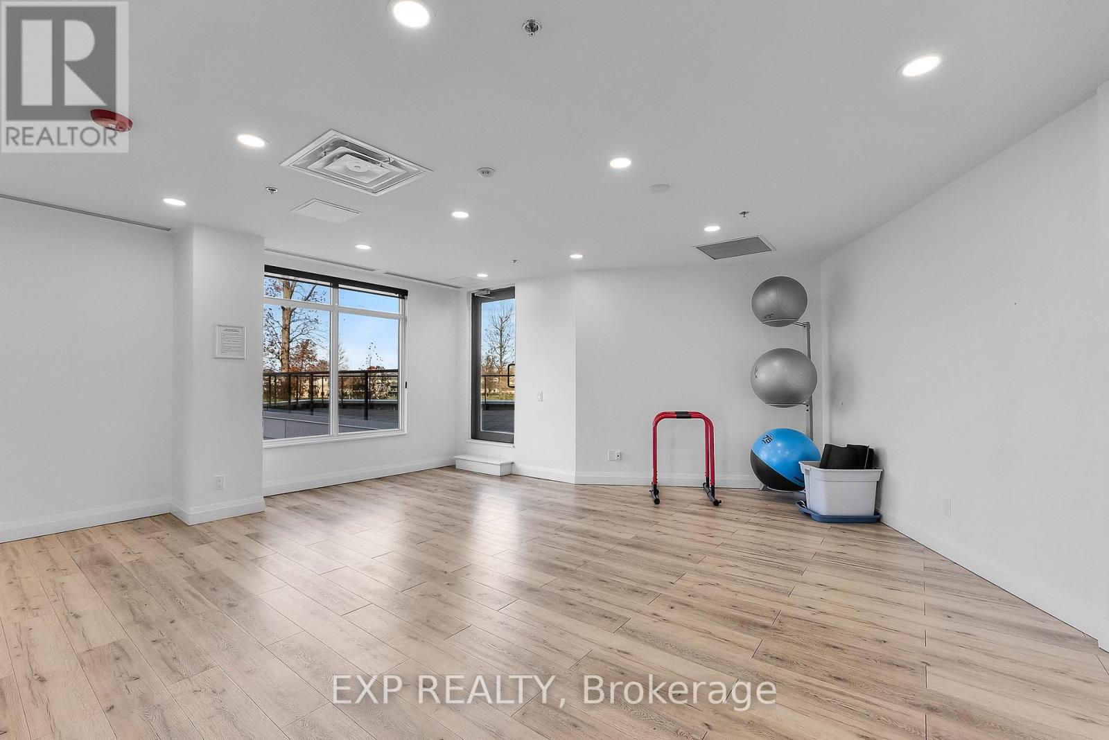 303 - 7711 Green Vista Gate, Niagara Falls, Ontario  L2G 0Y9 - Photo 34 - X12786312