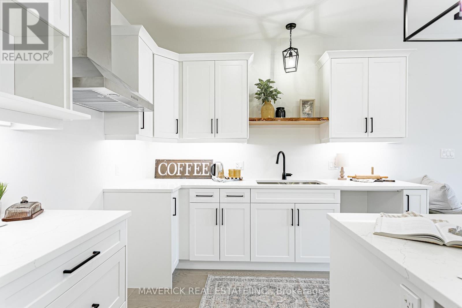 Photo 9 of 40 for 3 - 183 Brock Street