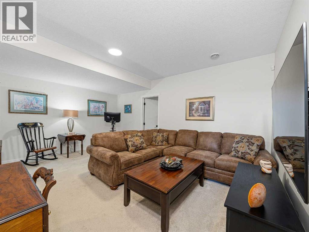 111 Haskayne Drive Nw, Calgary, Alberta  T3L 0H1 - Photo 16 - A2286187