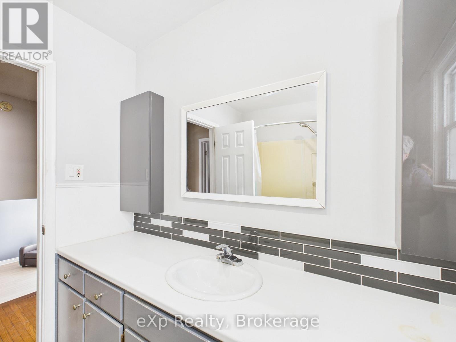 120 Colborne Street S, Brockton, Ontario  N0G 2V0 - Photo 16 - X12753606