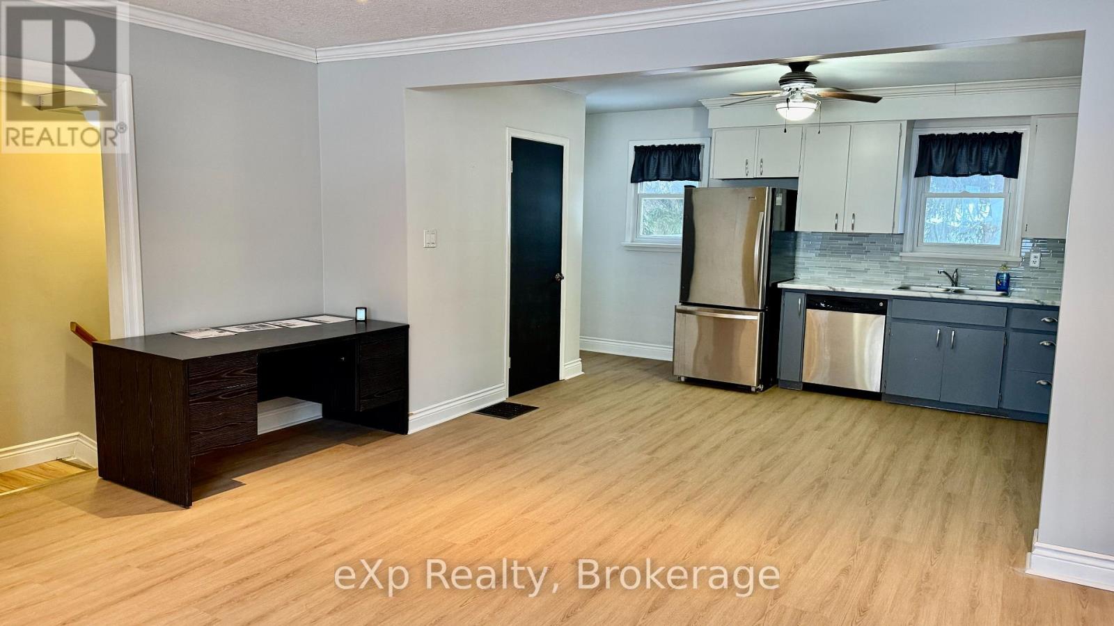 120 Colborne Street S, Brockton, Ontario  N0G 2V0 - Photo 8 - X12753606