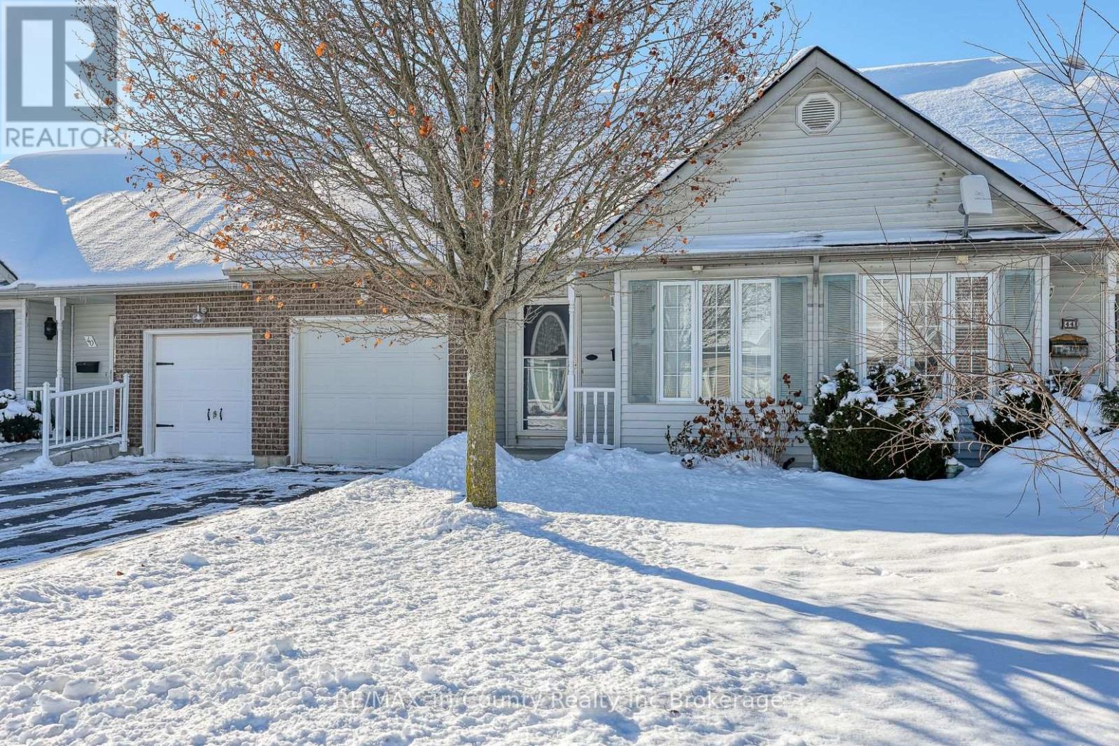 42 JACKSON COURT, Tillsonburg, Ontario