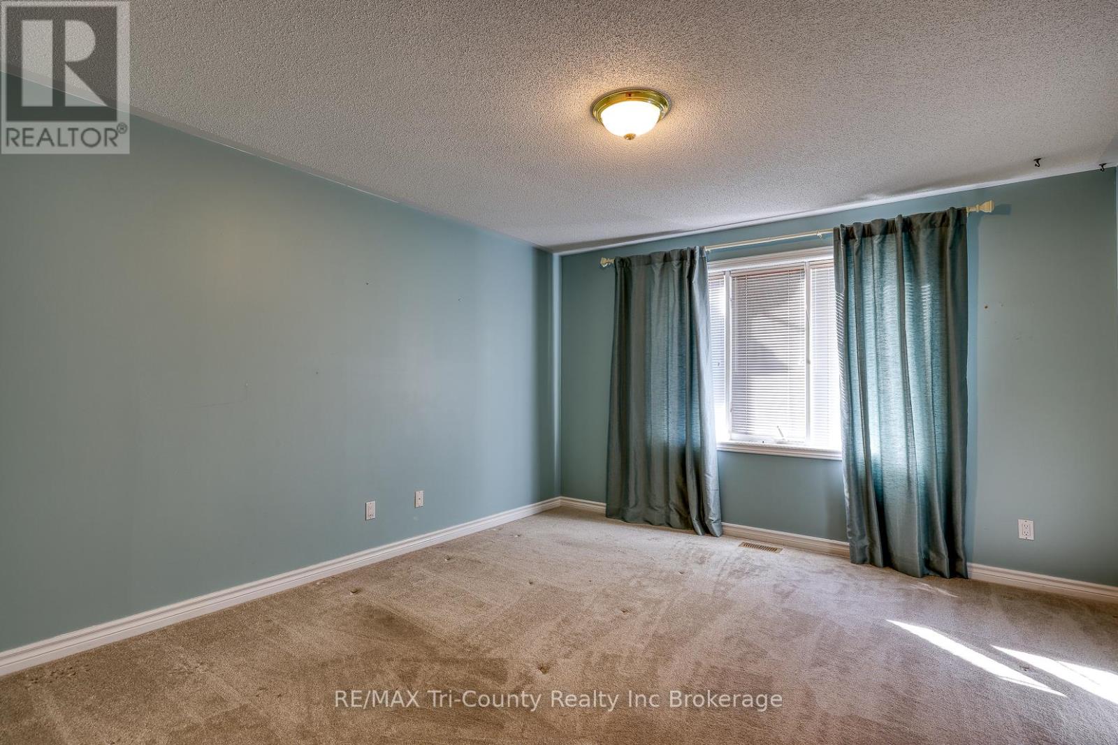 42 Jackson Court, Tillsonburg, Ontario  N4G 5R4 - Photo 11 - X12786414