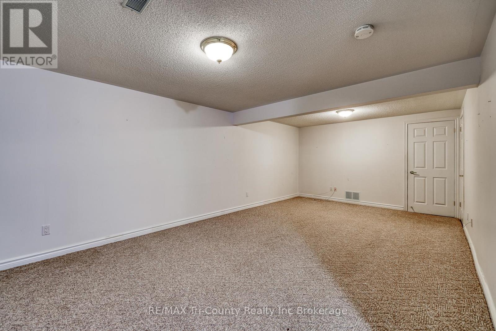 42 Jackson Court, Tillsonburg, Ontario  N4G 5R4 - Photo 19 - X12786414