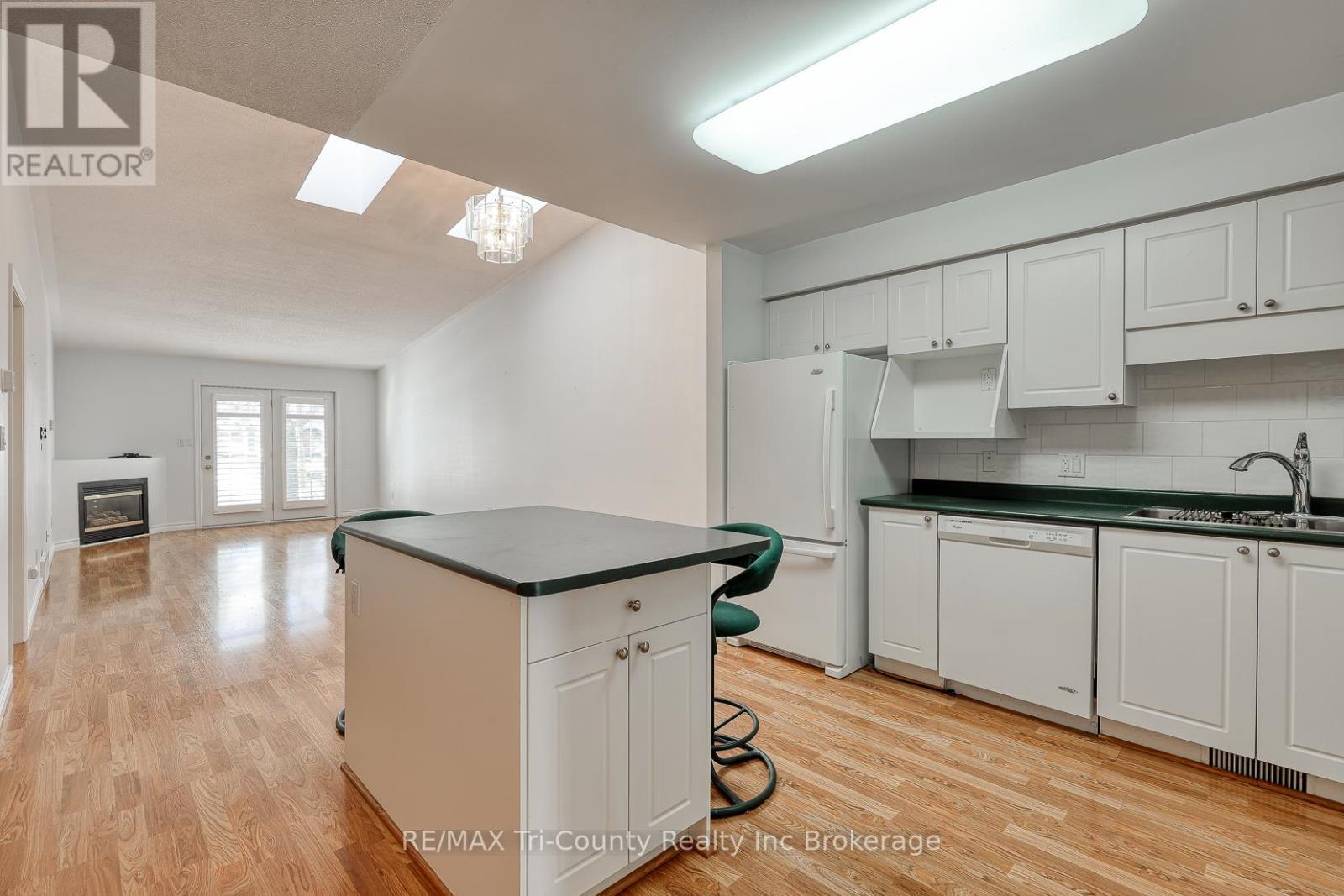 42 Jackson Court, Tillsonburg, Ontario  N4G 5R4 - Photo 7 - X12786414