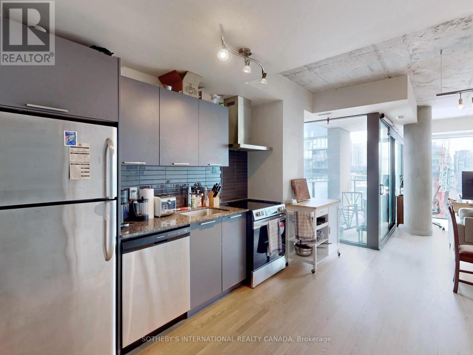 1204 - 95 Bathurst Street, Toronto, Ontario  M5V 0H7 - Photo 10 - C12786352