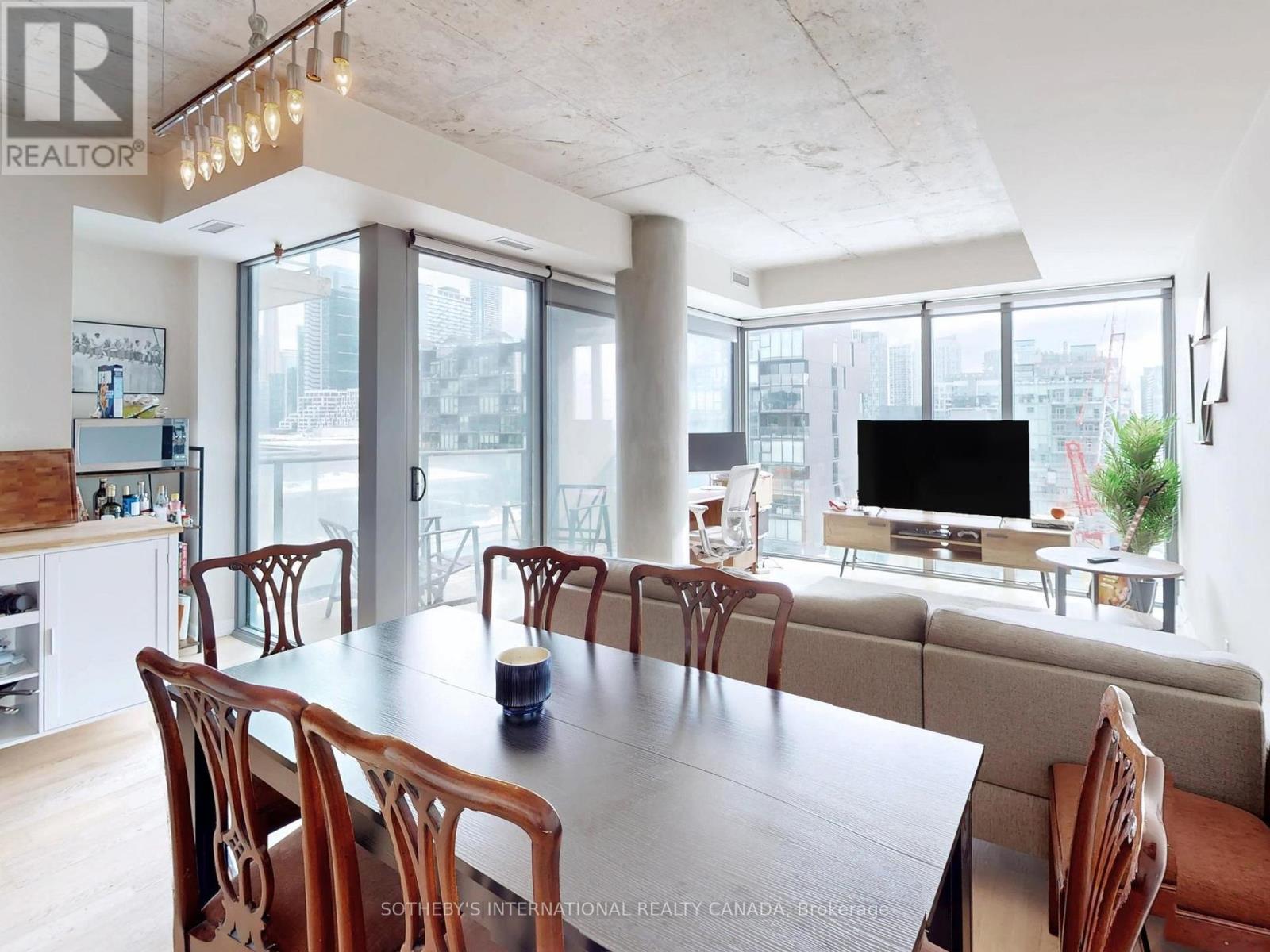 1204 - 95 Bathurst Street, Toronto, Ontario  M5V 0H7 - Photo 14 - C12786352