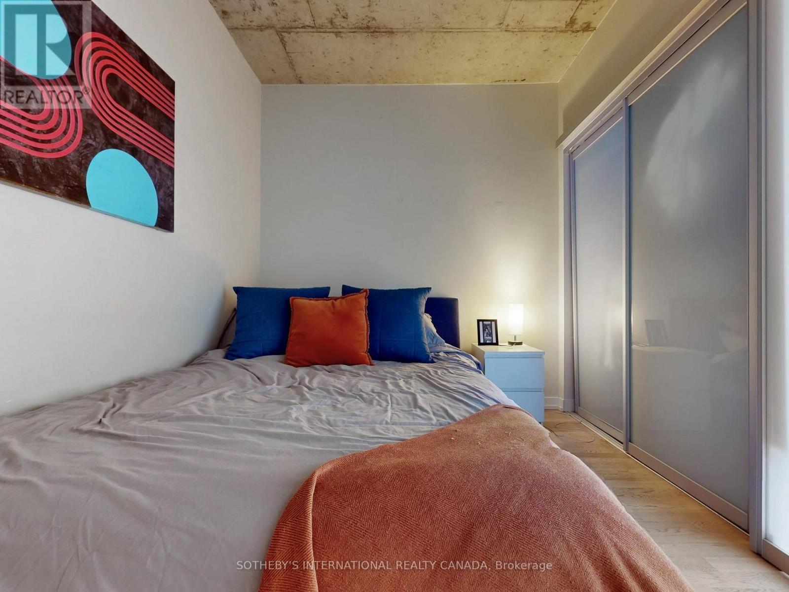 1204 - 95 Bathurst Street, Toronto, Ontario  M5V 0H7 - Photo 6 - C12786352