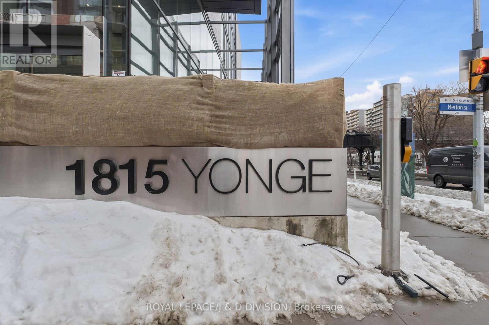 1404 - 1815 Yonge Street, Toronto, Ontario  M4T 2A4 - Photo 5 - C12786358