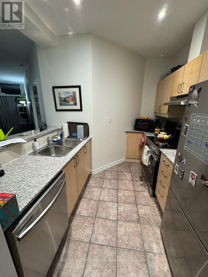 408 - 1 Leaside Park Drive, Toronto, Ontario  M4H 1R1 - Photo 3 - C12786366