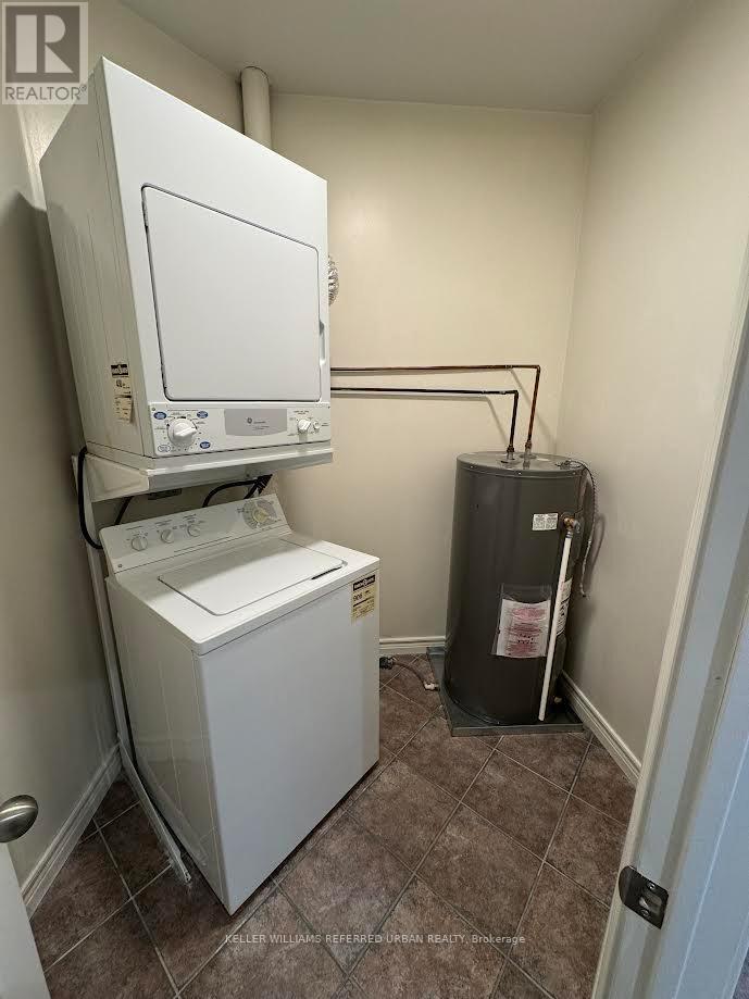 408 - 1 Leaside Park Drive, Toronto, Ontario  M4H 1R1 - Photo 8 - C12786366