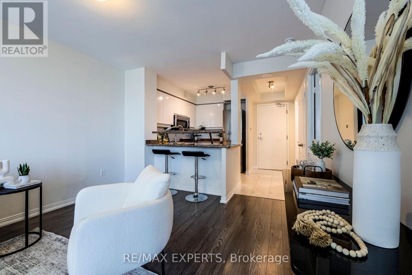 1006 - 942 Yonge Street, Toronto, Ontario  M4W 3S8 - Photo 20 - C12786440