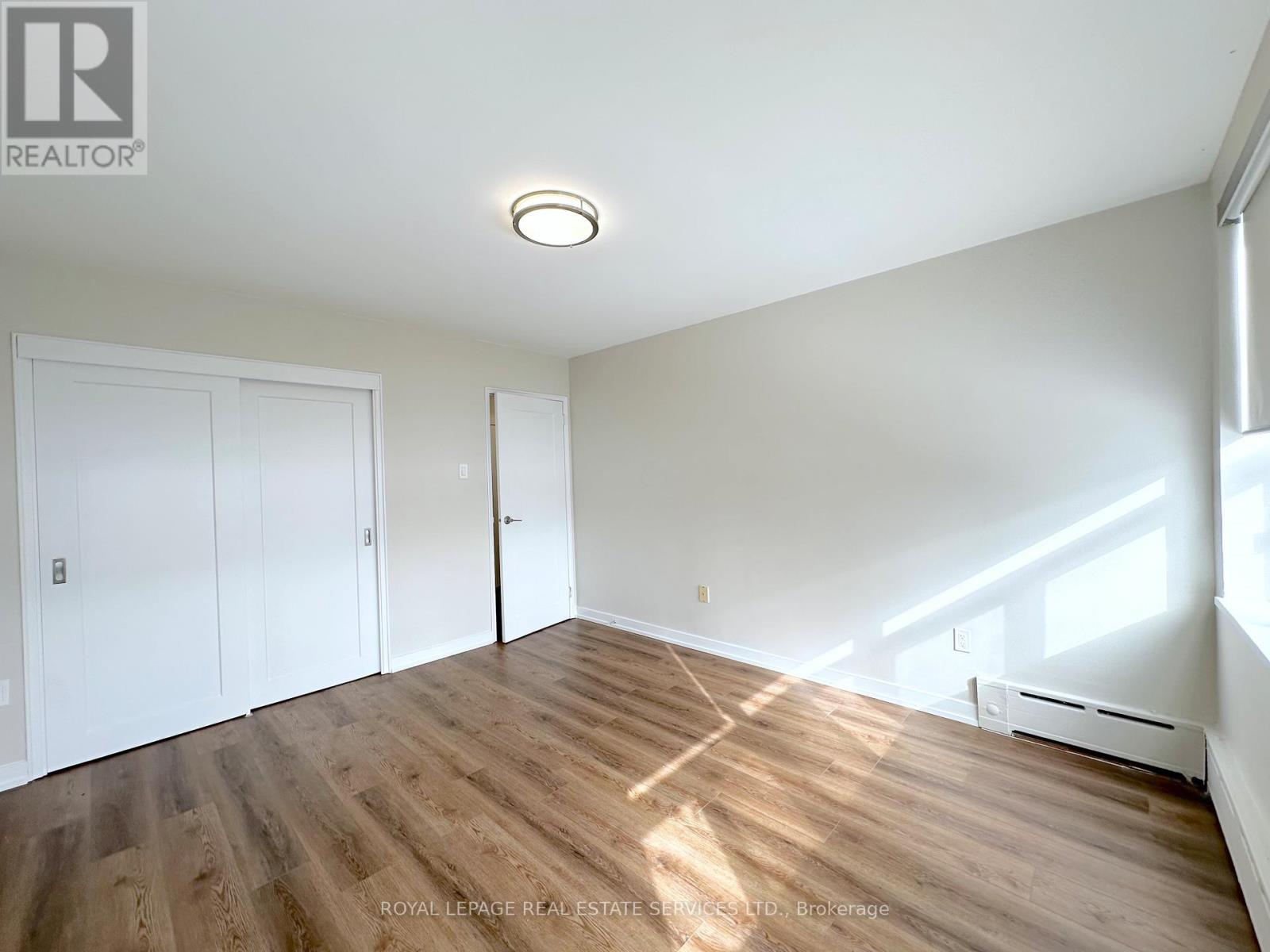 202 - 300 St Clair Avenue W, Toronto, Ontario  M4V 1S4 - Photo 8 - C12786470