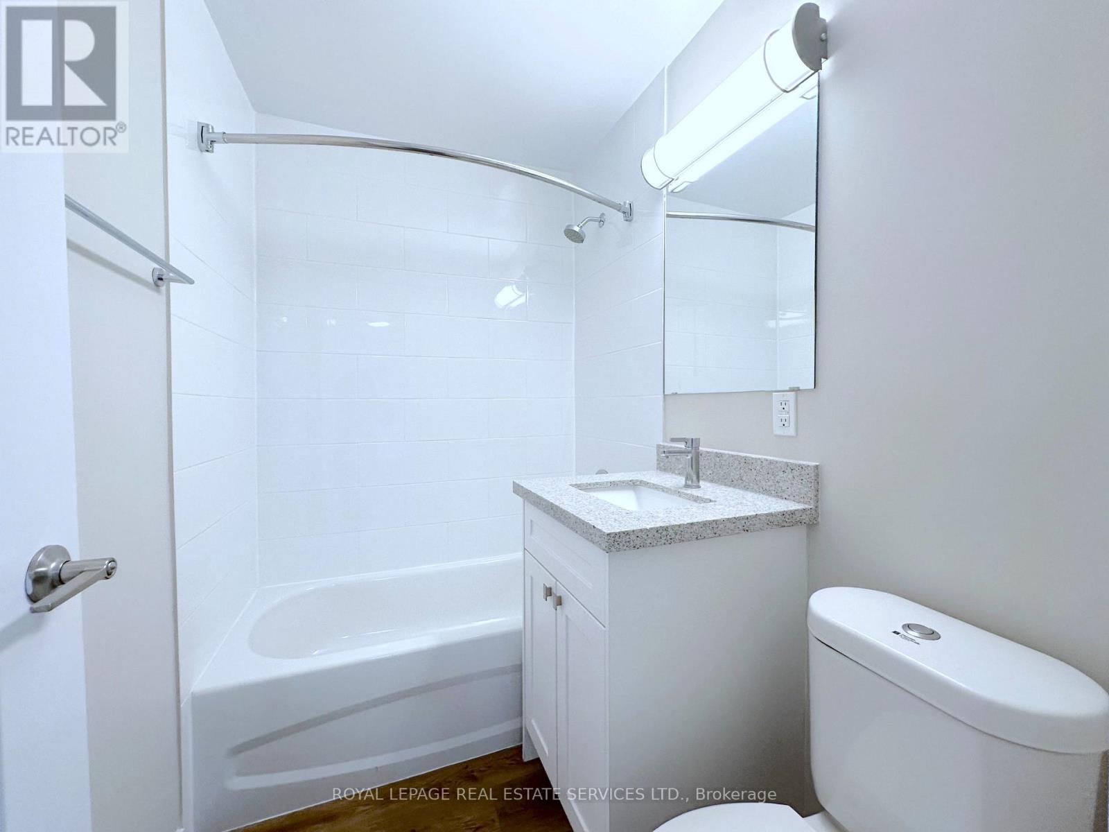 202 - 300 St Clair Avenue W, Toronto, Ontario  M4V 1S4 - Photo 9 - C12786470