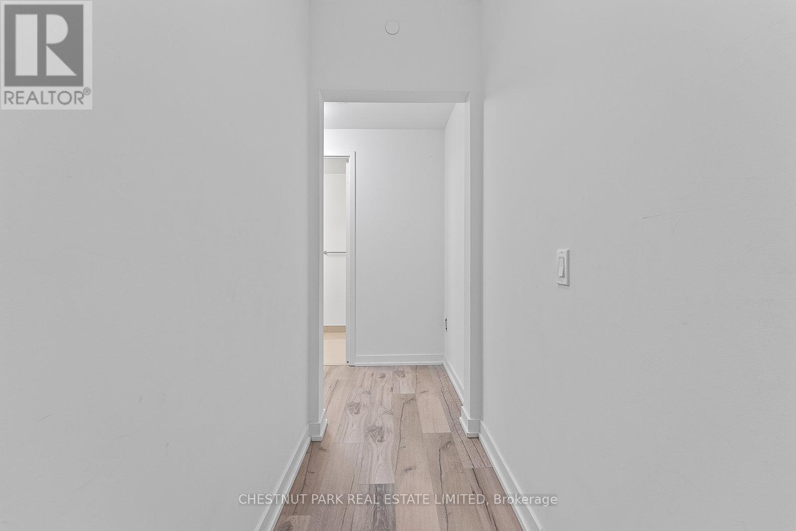 2802 - 1 Yorkville Avenue, Toronto, Ontario  M4W 0B1 - Photo 2 - C12786514