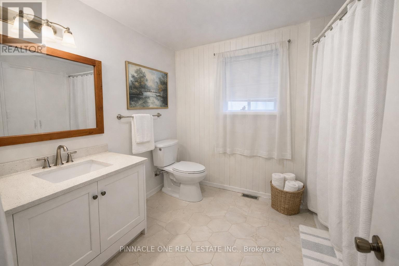 230 Northminster Court N, Oshawa, Ontario  L1G 7M6 - Photo 12 - E12784678