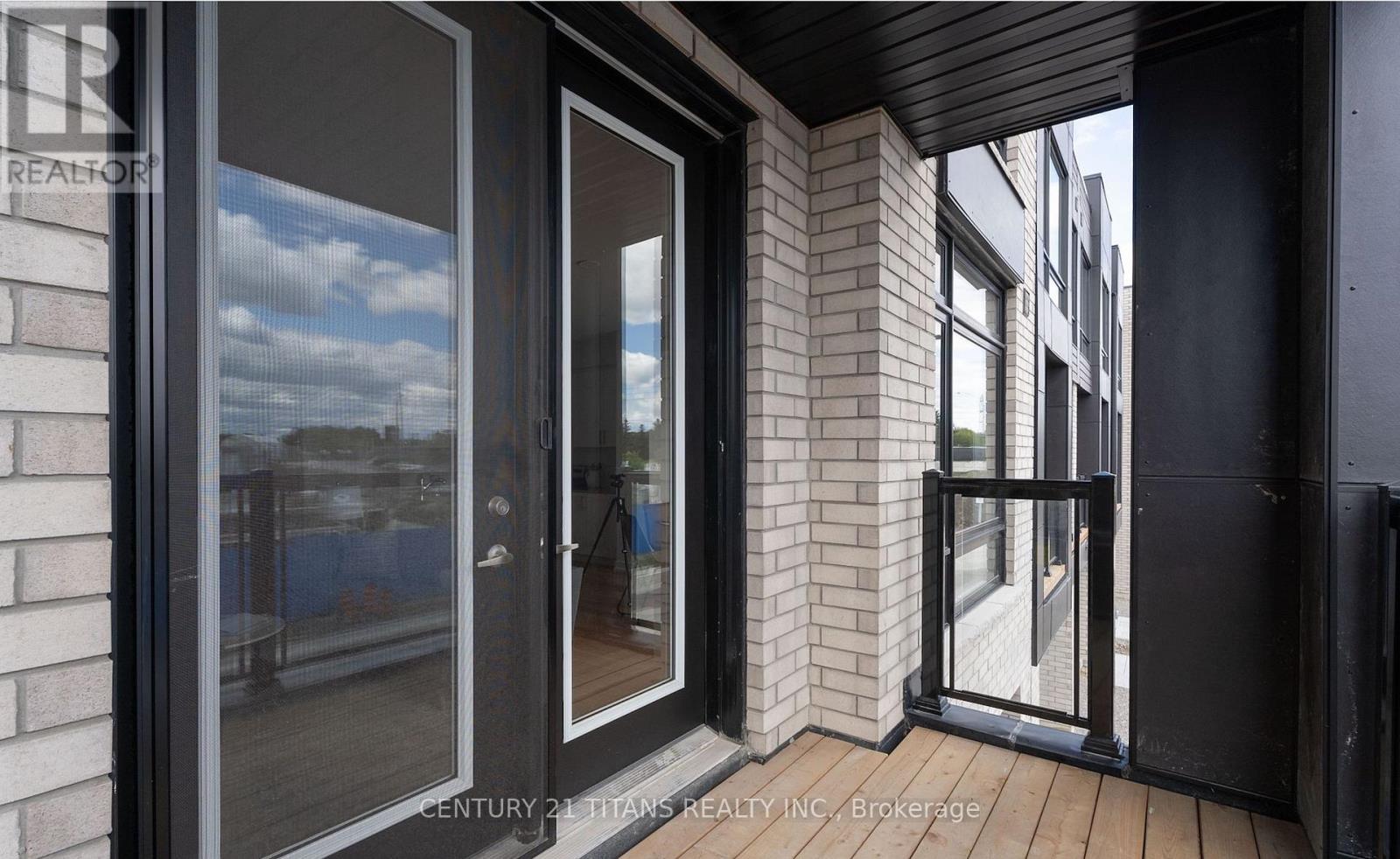 48 Dandara Gate, Vaughan (Steeles West Industrial), Ontario  L4L 1V8 - Photo 2 - N12684986