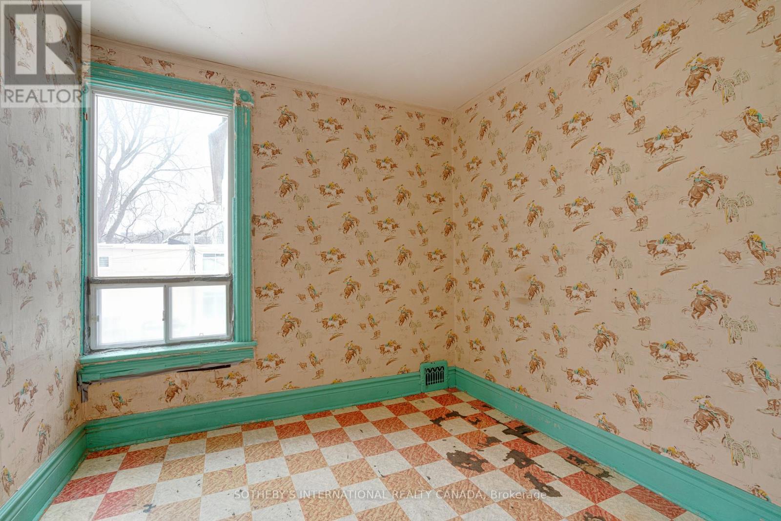 364 Logan Avenue, Toronto, Ontario  M4M 2N7 - Photo 14 - E12786370