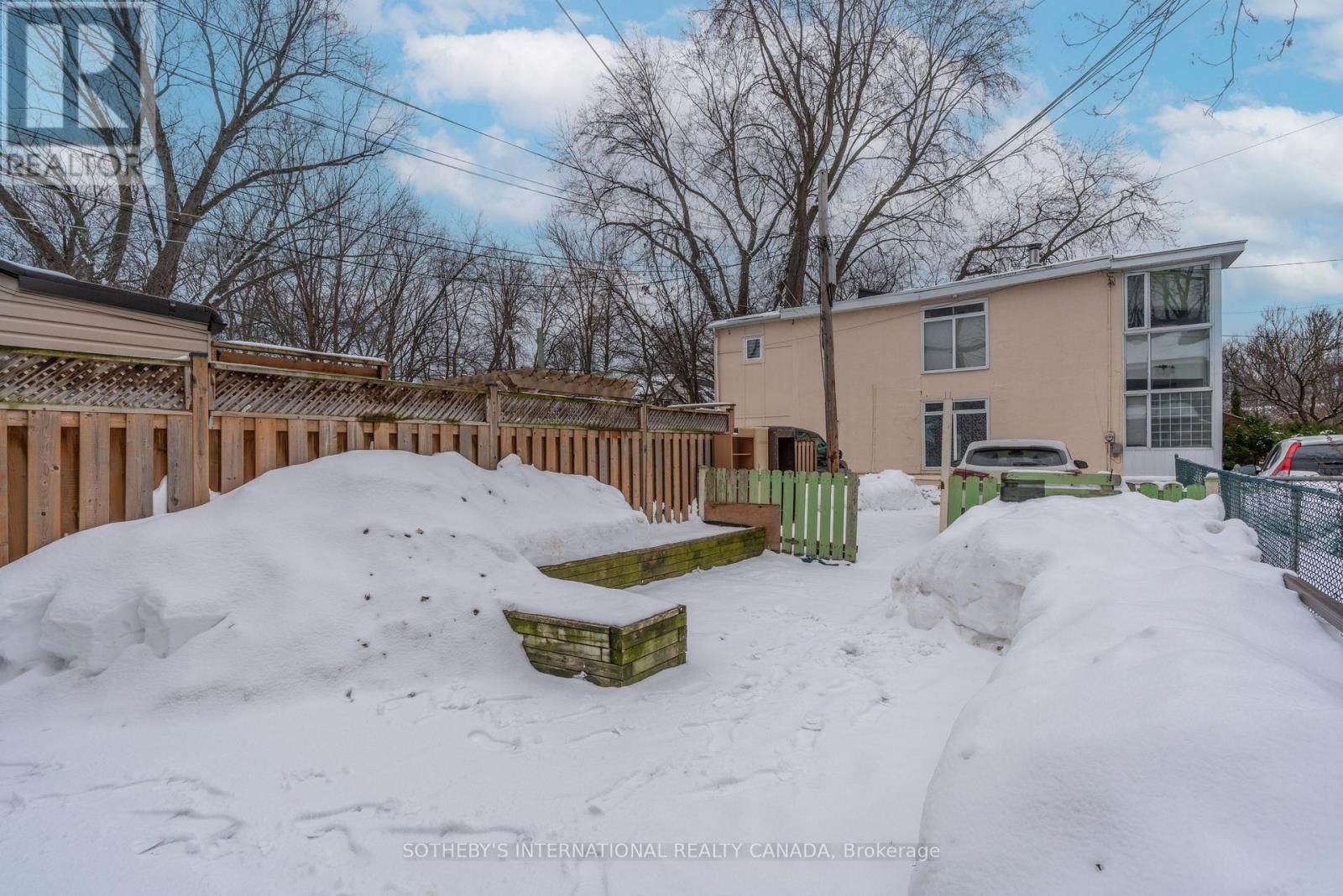 364 Logan Avenue, Toronto, Ontario  M4M 2N7 - Photo 21 - E12786370