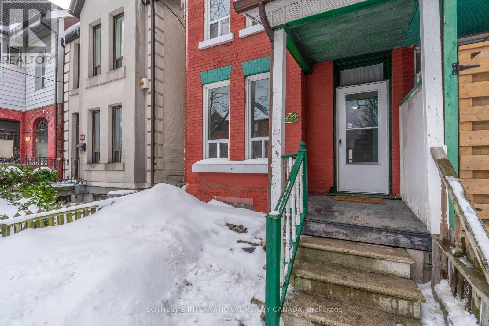 364 Logan Avenue, Toronto, Ontario  M4M 2N7 - Photo 3 - E12786370