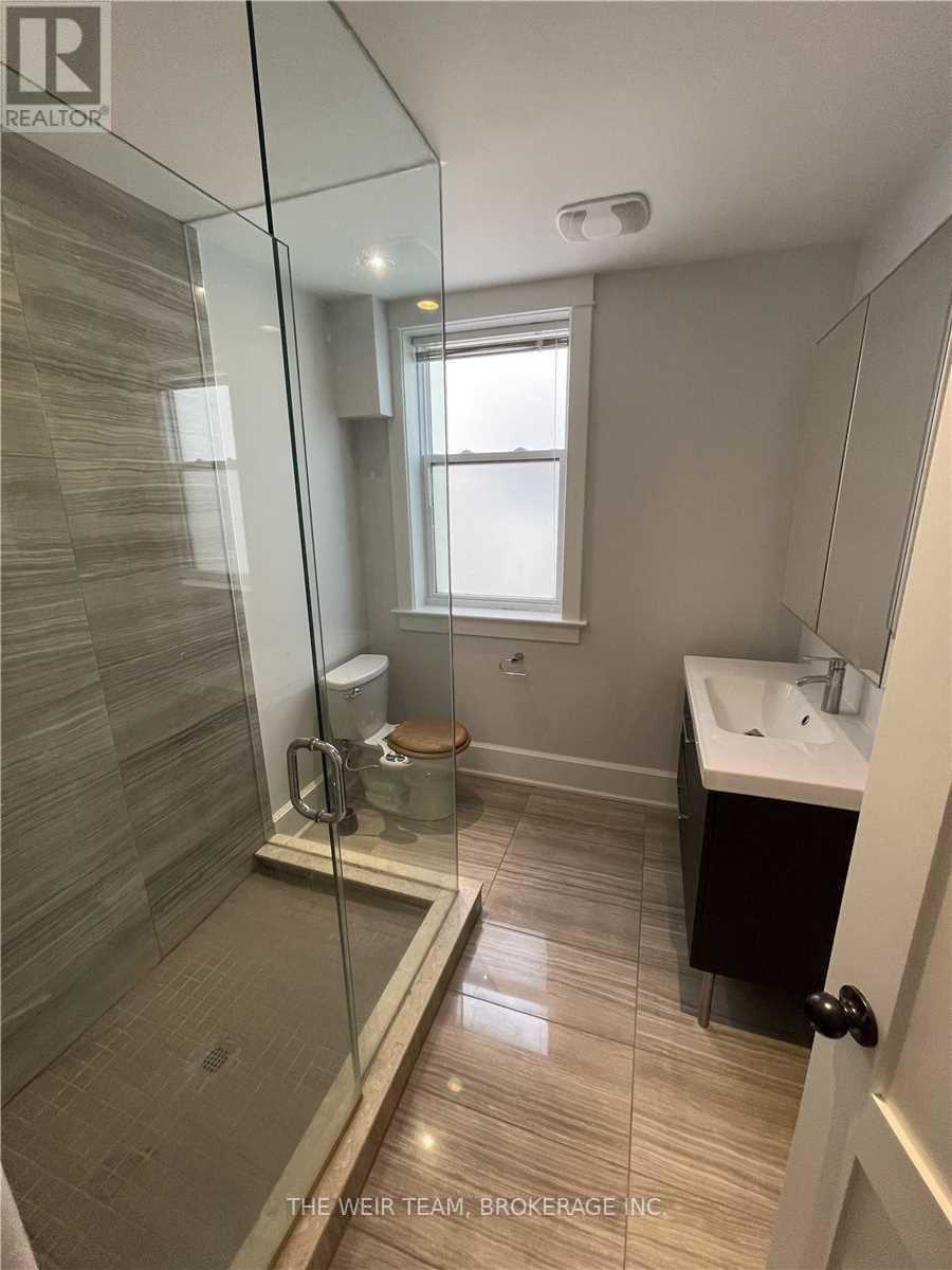 3 - 674 Broadview Avenue, Toronto, Ontario  M4K 2P1 - Photo 17 - E12786394