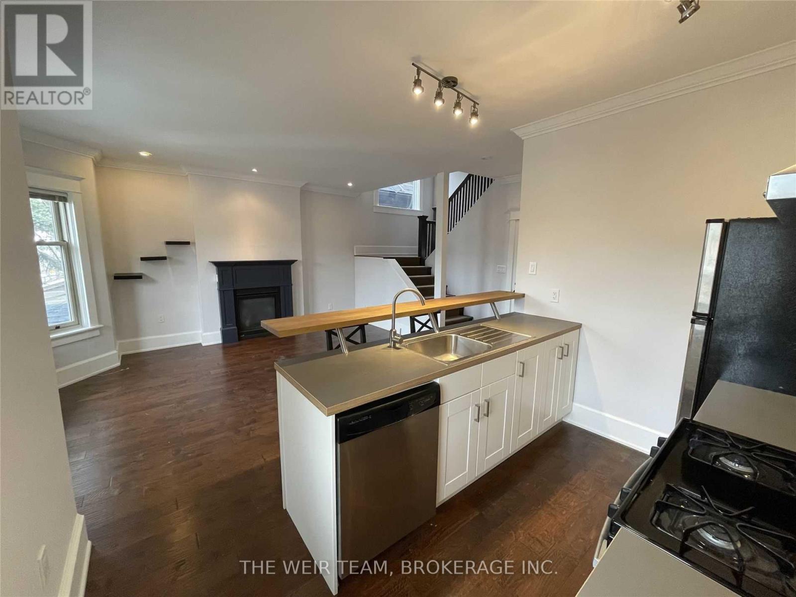 3 - 674 Broadview Avenue, Toronto, Ontario  M4K 2P1 - Photo 6 - E12786394