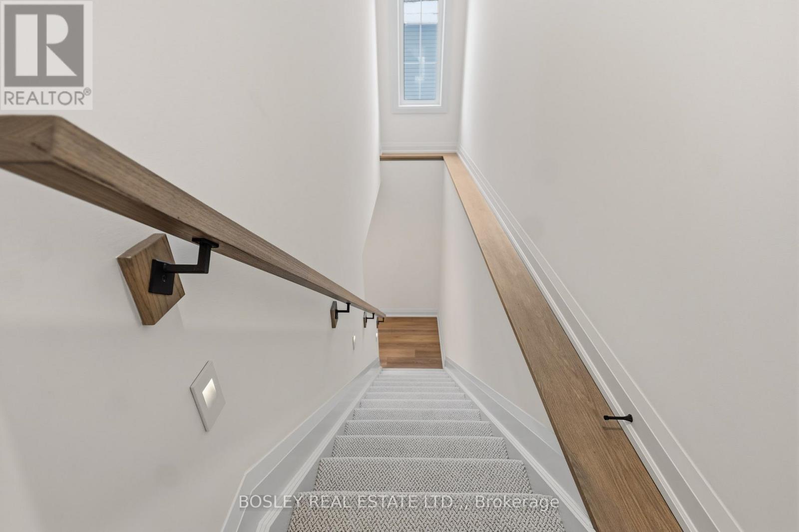 60 Pleasant Avenue N, Fort Erie, Ontario  L0S 1N0 - Photo 28 - X12507168