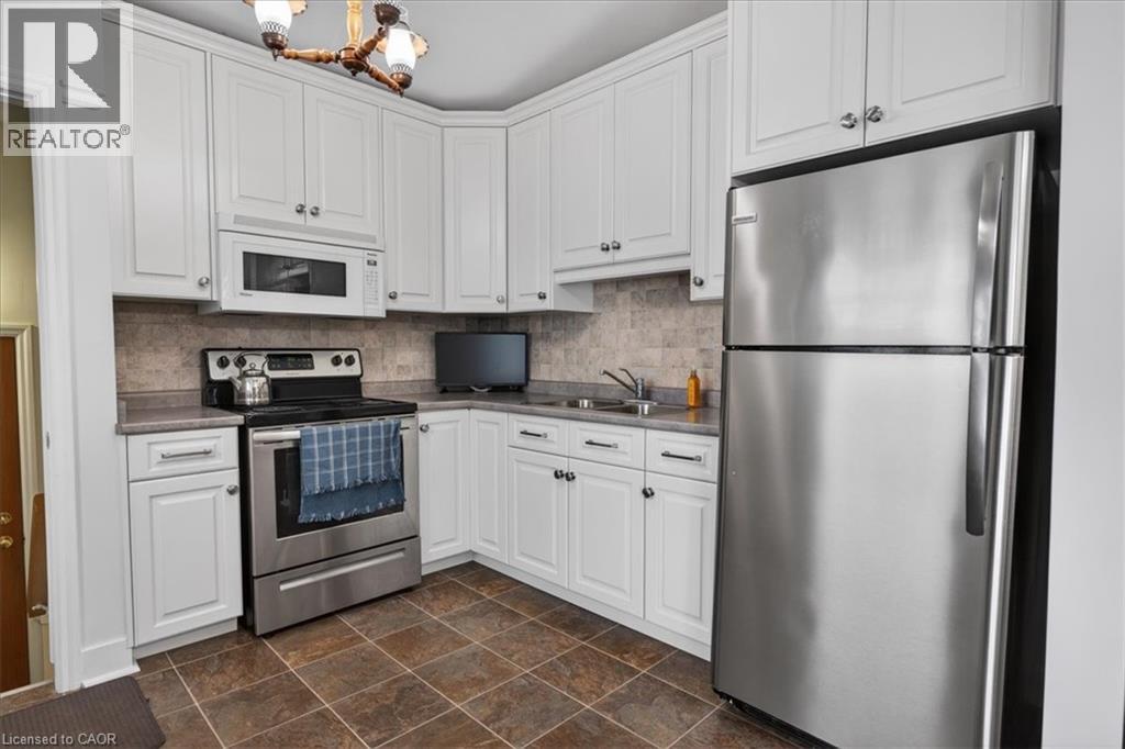 17 Oakmount Road, Welland, Ontario  L3C 4X9 - Photo 14 - 40803552