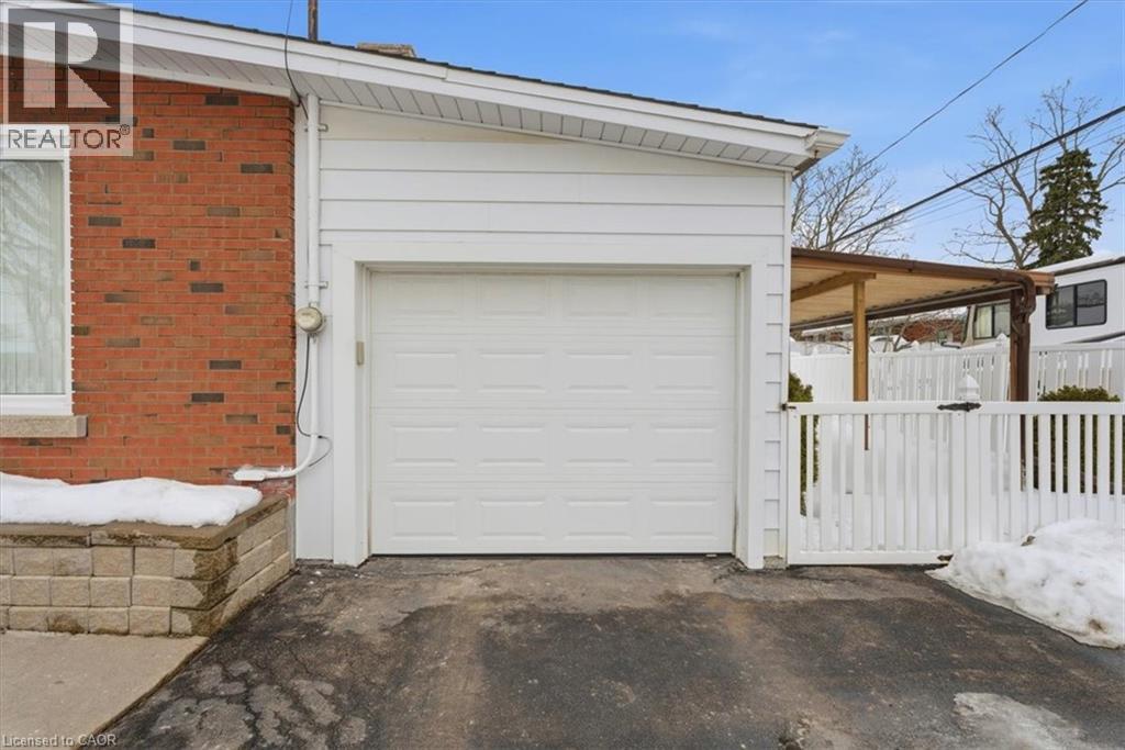 17 Oakmount Road, Welland, Ontario  L3C 4X9 - Photo 4 - 40803552