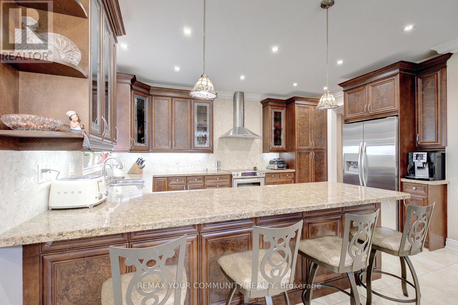 58 Michael Fisher Avenue, Vaughan, Ontario  L6A 0K9 - Photo 12 - N12786300