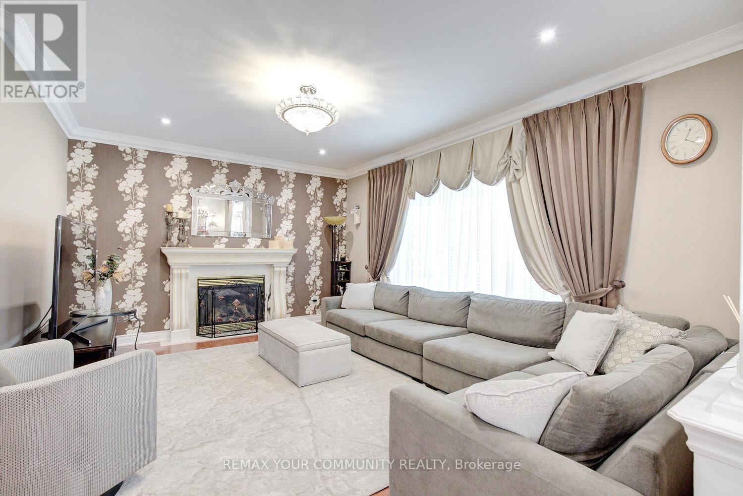 58 Michael Fisher Avenue, Vaughan, Ontario  L6A 0K9 - Photo 16 - N12786300