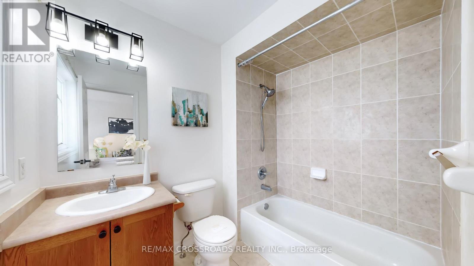 63 Heritage Hollow Esta Street, Richmond Hill, Ontario  L4S 2X3 - Photo 10 - N12786382