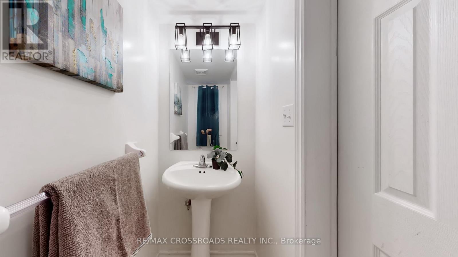 63 Heritage Hollow Esta Street, Richmond Hill, Ontario  L4S 2X3 - Photo 7 - N12786382