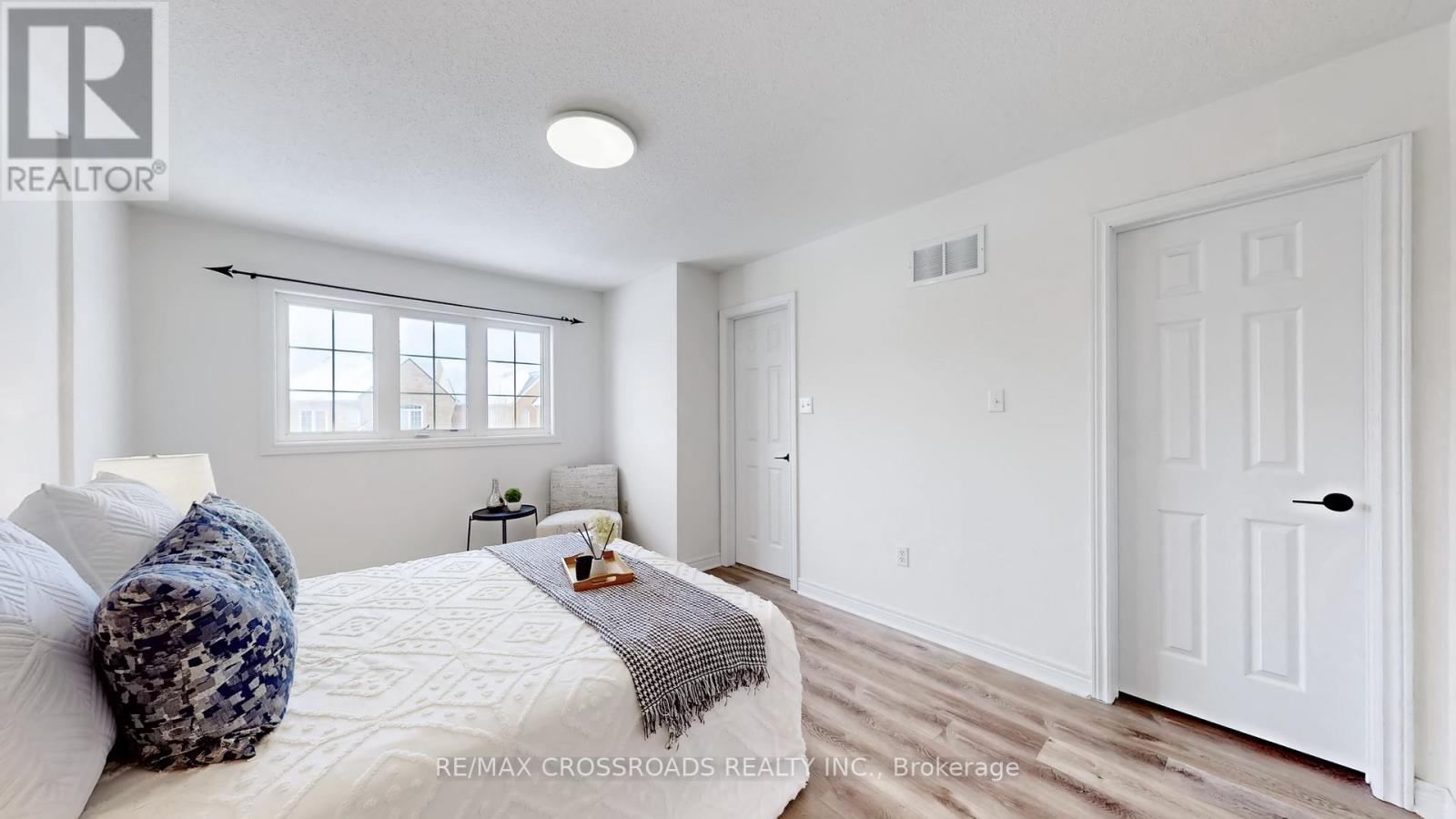 63 Heritage Hollow Esta Street, Richmond Hill, Ontario  L4S 2X3 - Photo 9 - N12786382