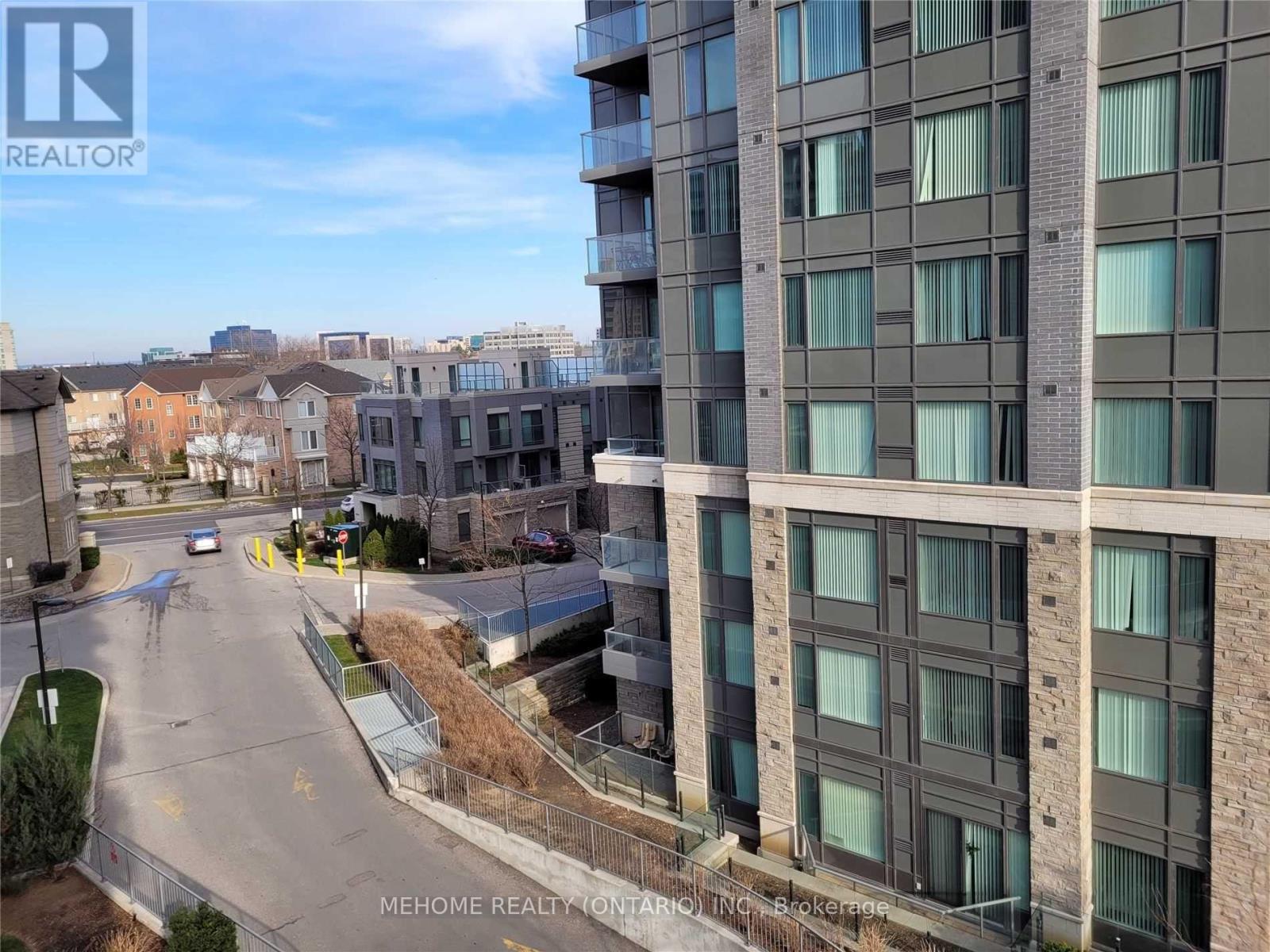 507 - 273 South Park Road, Markham, Ontario  L3T 0B5 - Photo 3 - N12786402