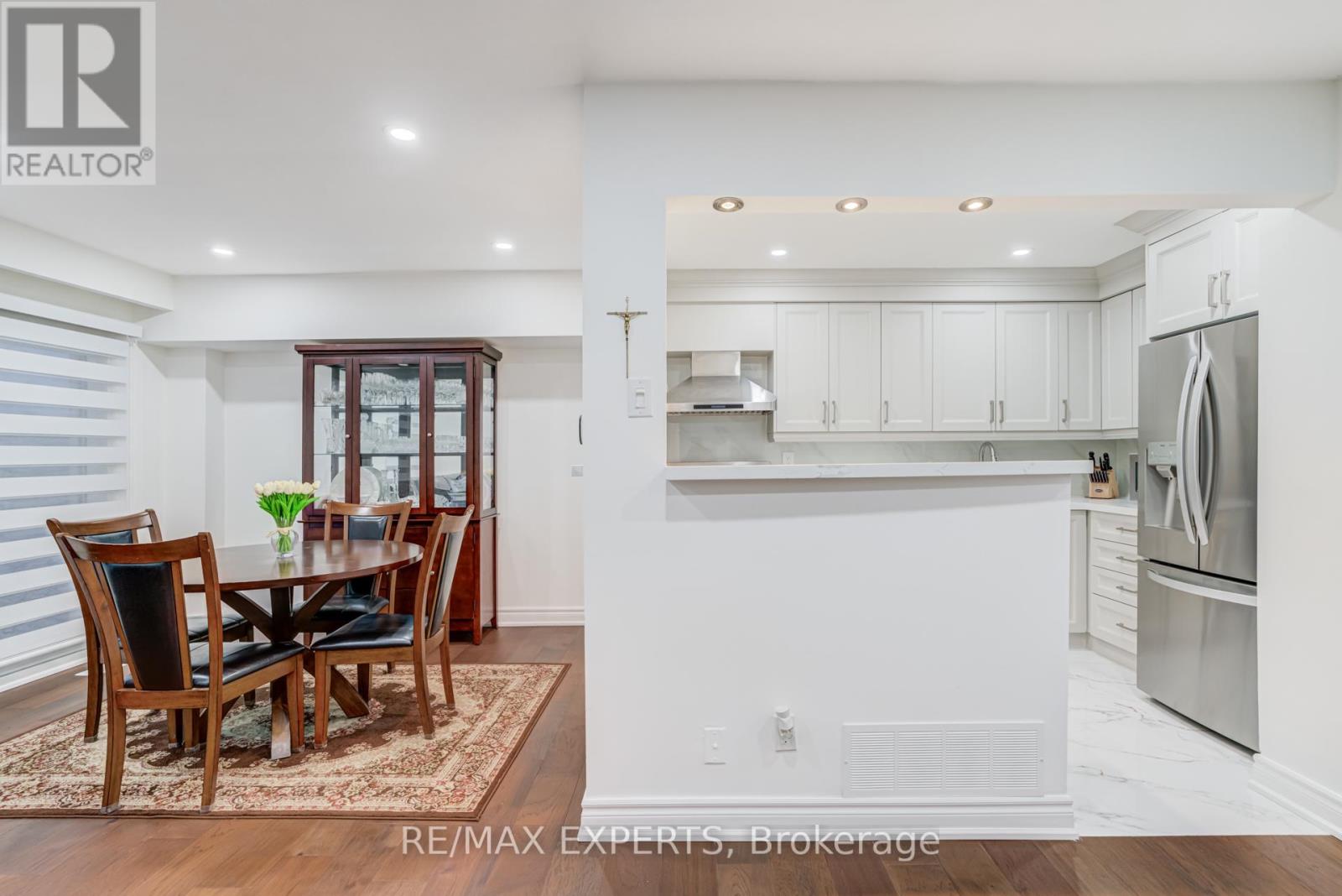 10 Knightsbridge Way, Markham, Ontario  L3P 3W5 - Photo 11 - N12786528