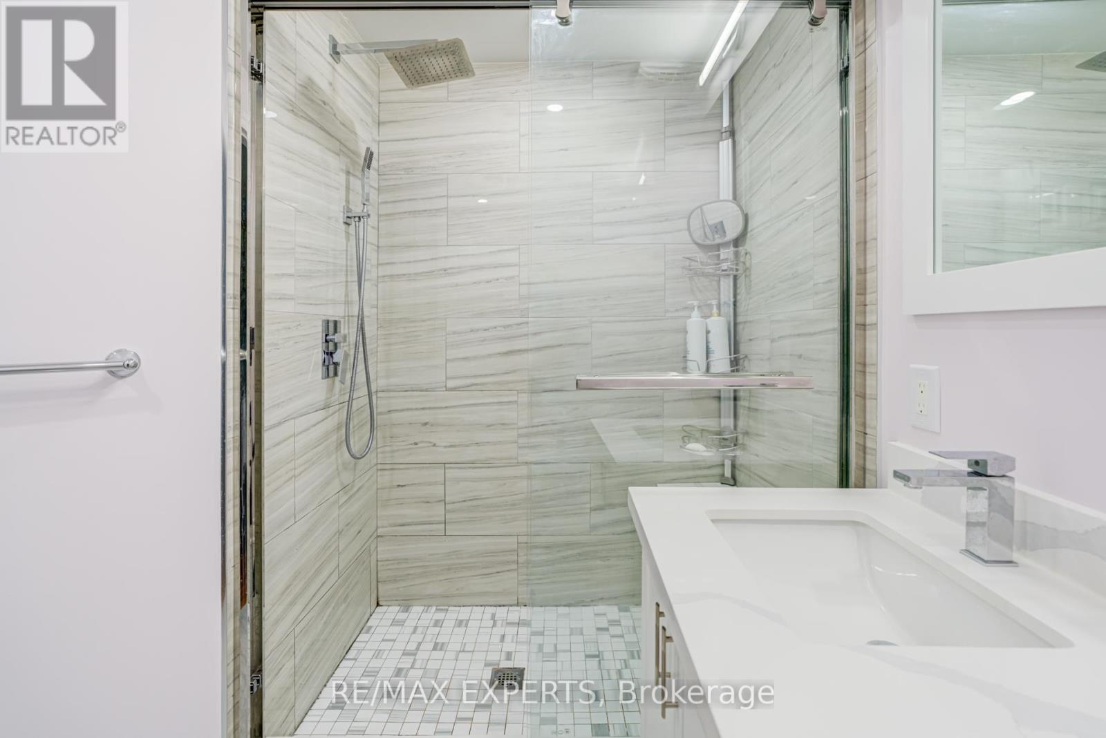 10 Knightsbridge Way, Markham, Ontario  L3P 3W5 - Photo 25 - N12786528