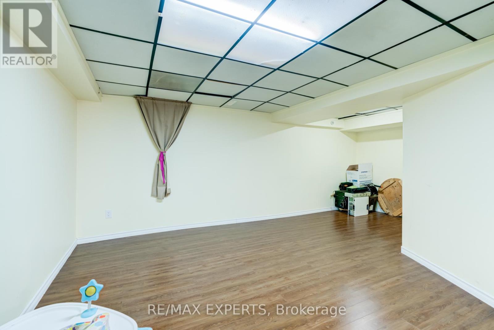 10 Knightsbridge Way, Markham, Ontario  L3P 3W5 - Photo 35 - N12786528