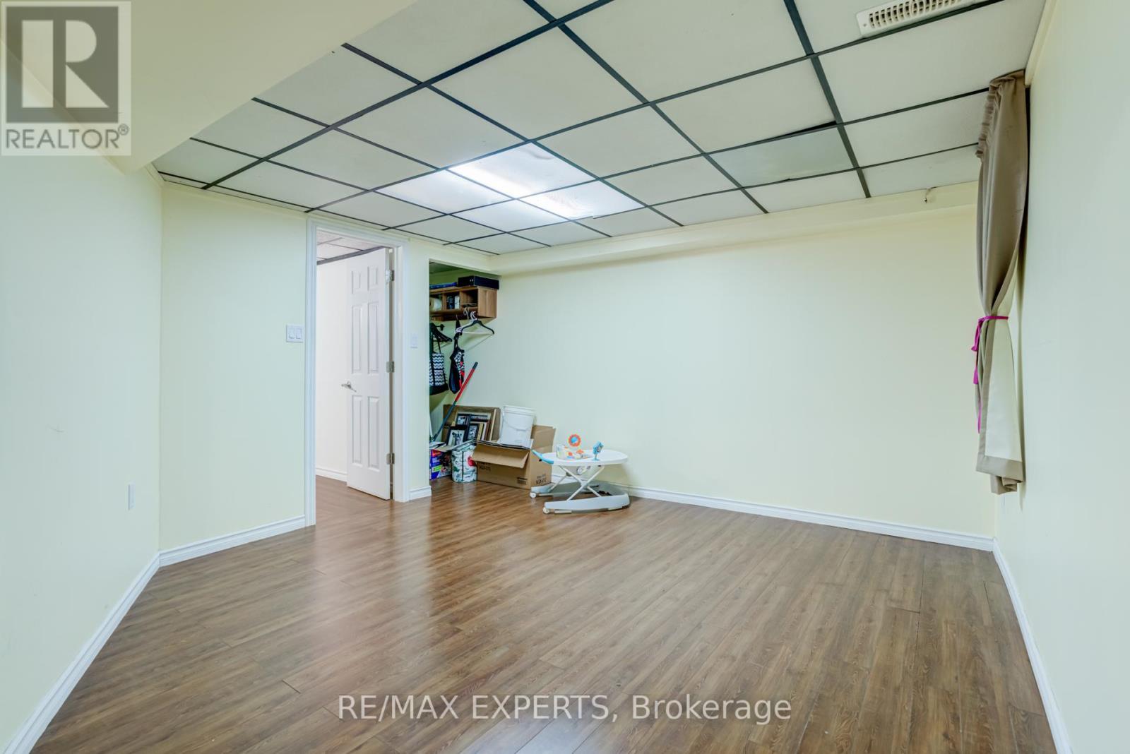 10 Knightsbridge Way, Markham, Ontario  L3P 3W5 - Photo 37 - N12786528